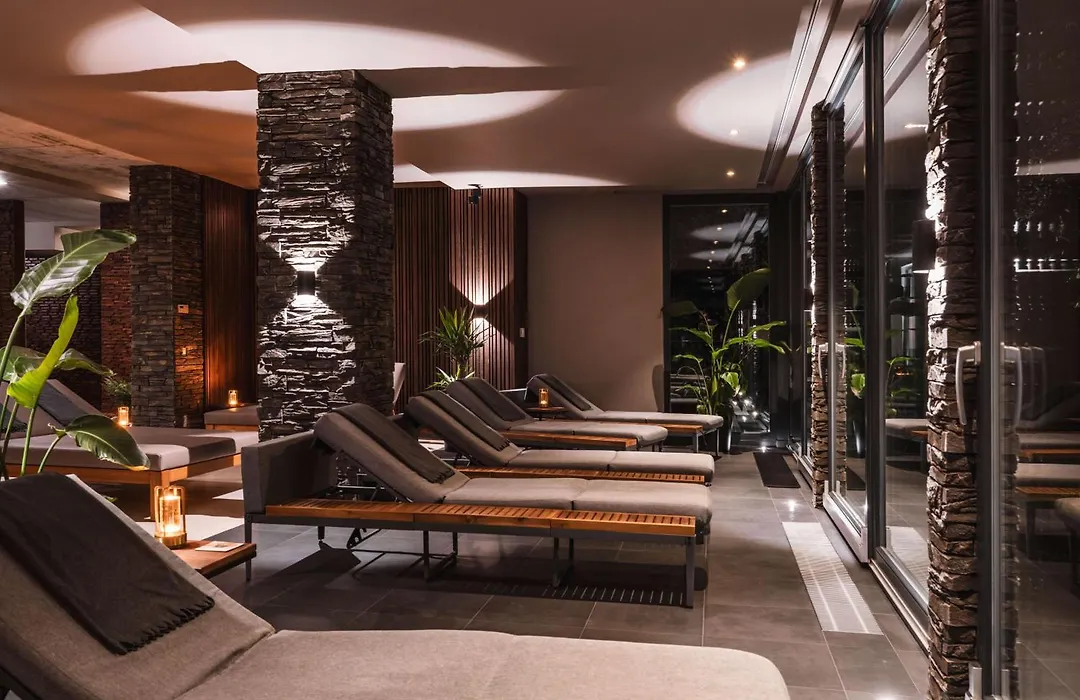 Volcano Spa Hotel-1